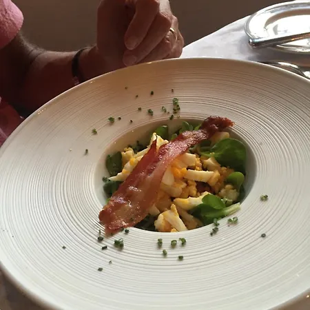 Hotell The Onya & 5*