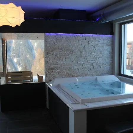 The Onya & Otel 5*