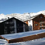 Hotel The Onya &